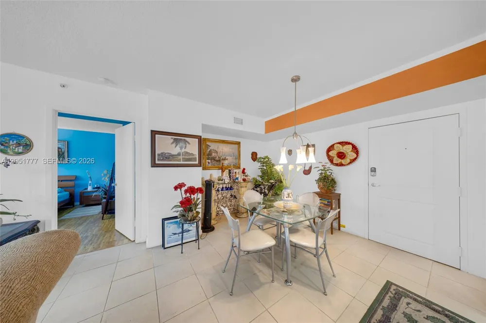 1555 Treasure Dr #207 North Bay Village, FL 33141