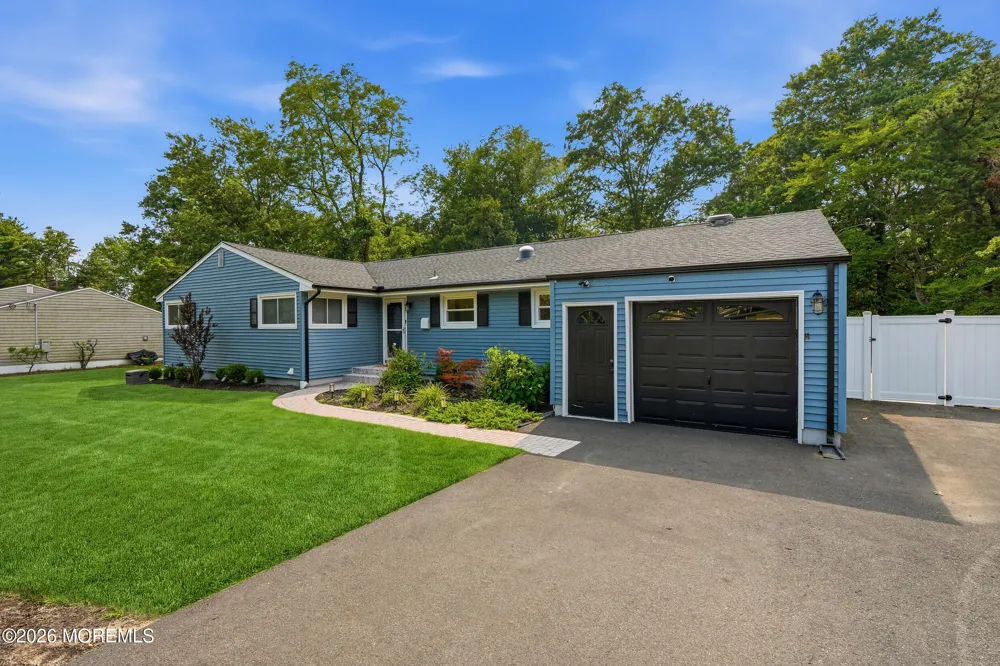 56 Hope Road Tinton Falls, NJ 07724
