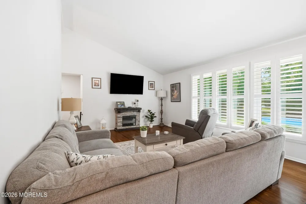 56 Hope Road Tinton Falls, NJ 07724