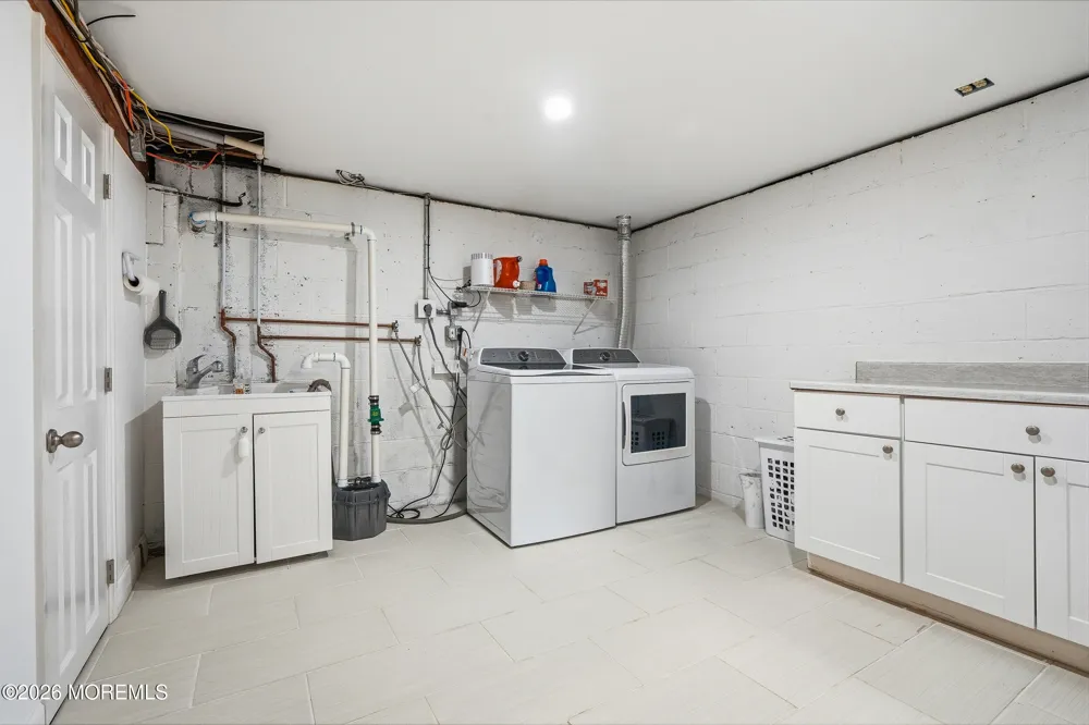 56 Hope Road Tinton Falls, NJ 07724