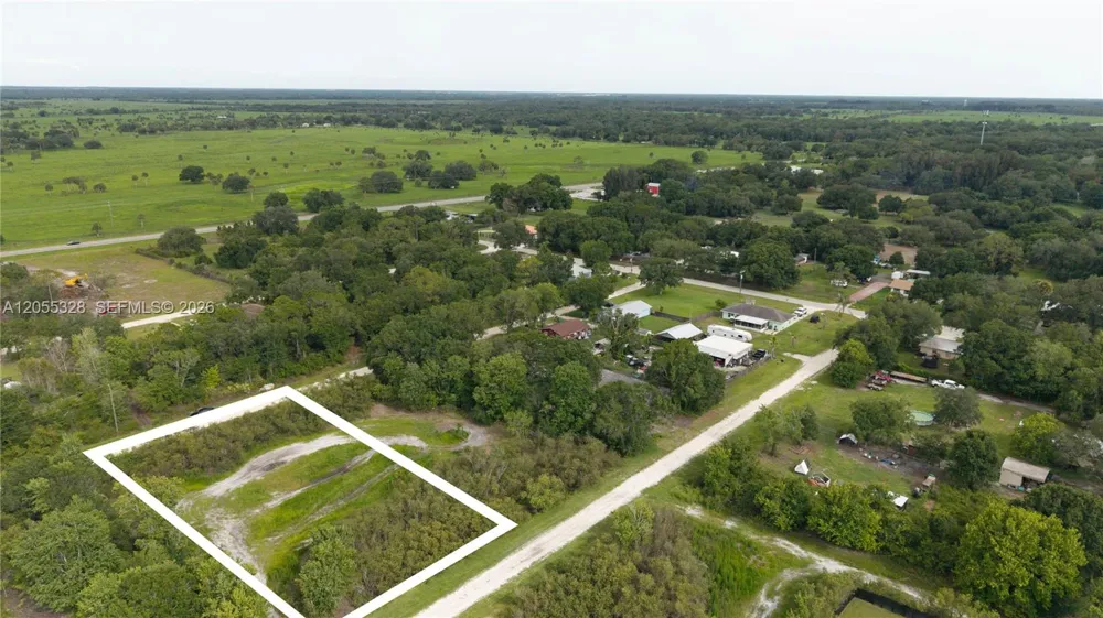 NE 2ND Terrace Okeechobee, FL 34972