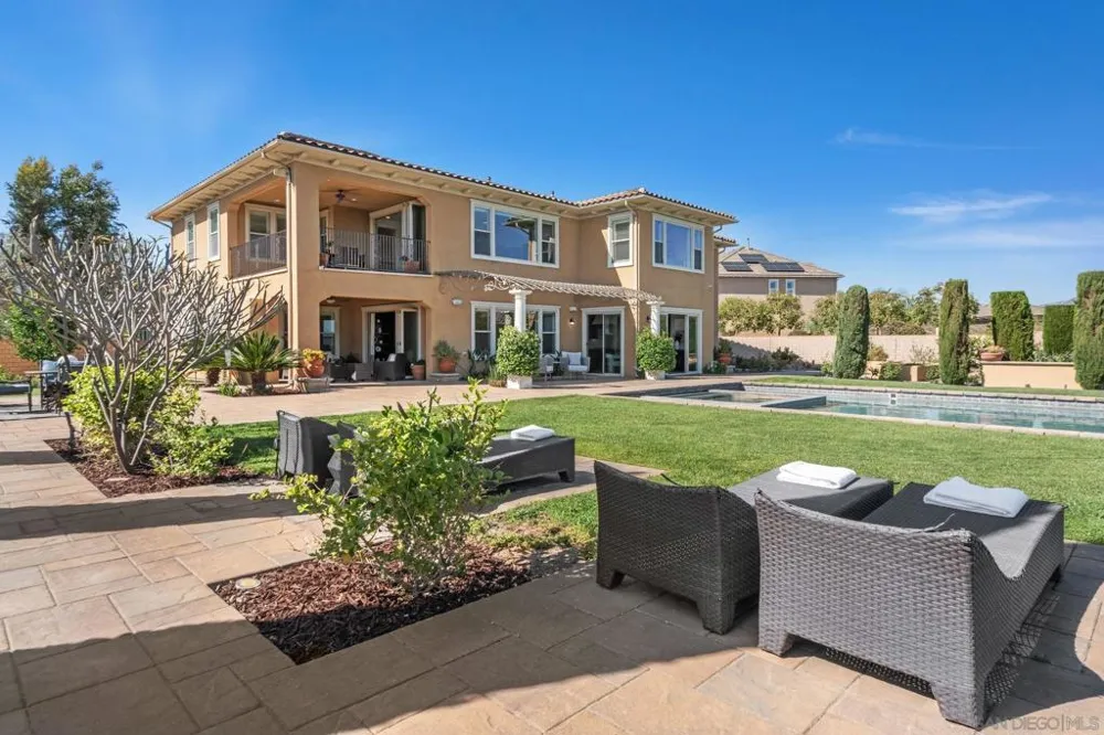 15789 Bacara Ct San Diego, CA 92131