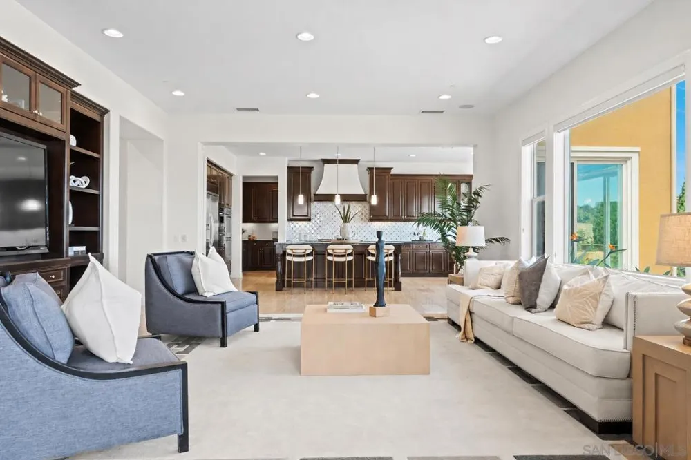15789 Bacara Ct San Diego, CA 92131