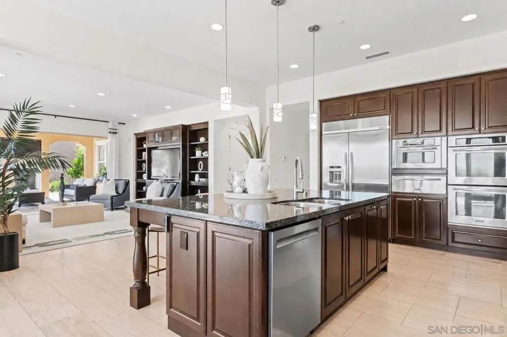 15789 Bacara Ct San Diego, CA 92131