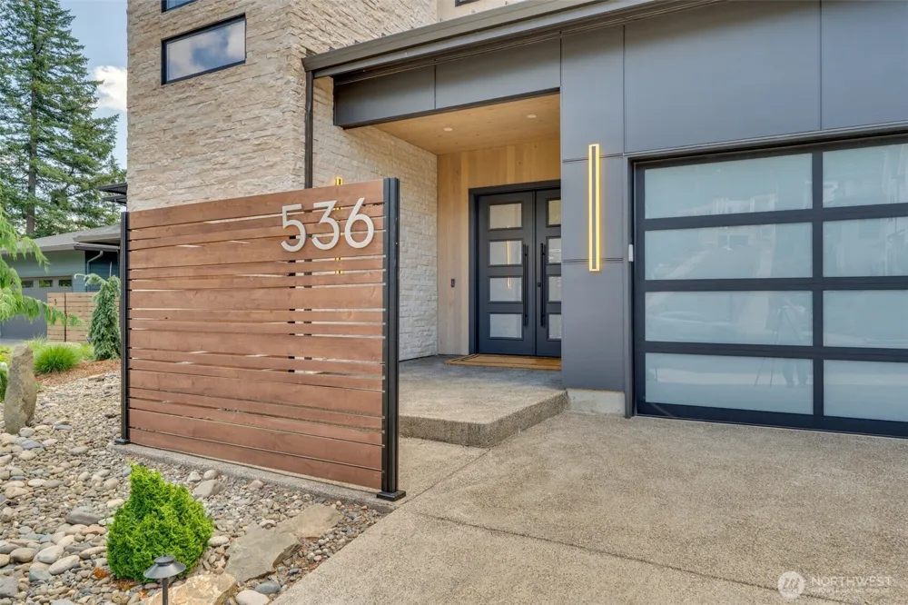 536 NE Province Drive Camas, WA 98607