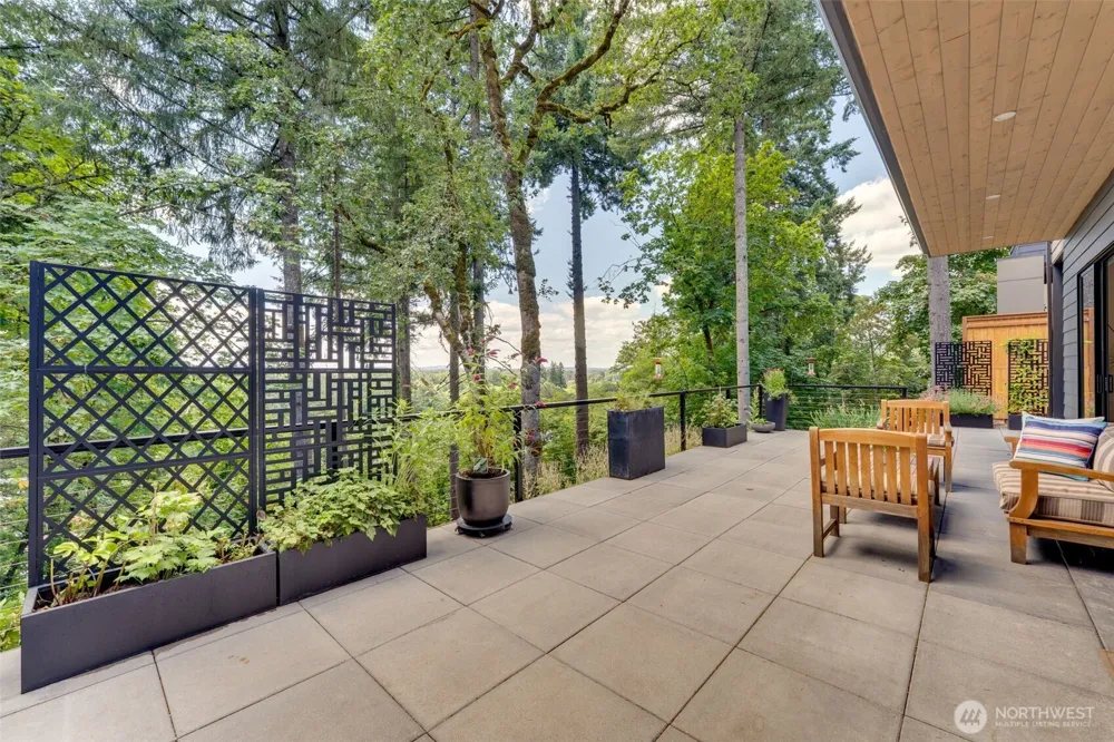 536 NE Province Drive Camas, WA 98607