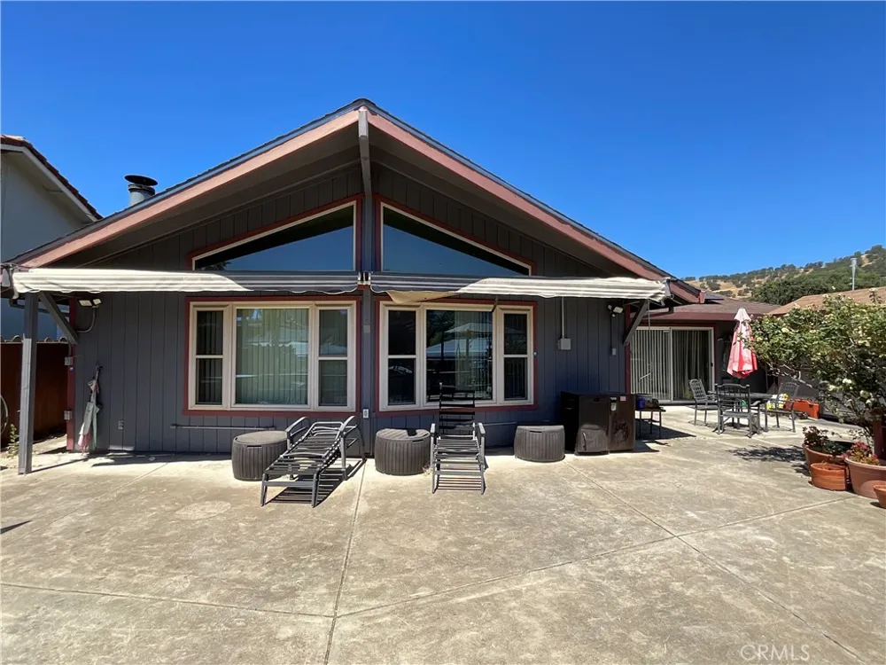 554 Keys Clearlake Oaks, CA 95423