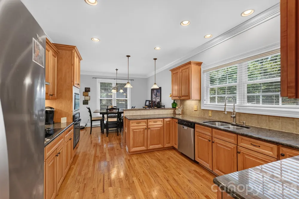 106 Spinnaker Bay Lane #59 Lake Wylie, SC 29710