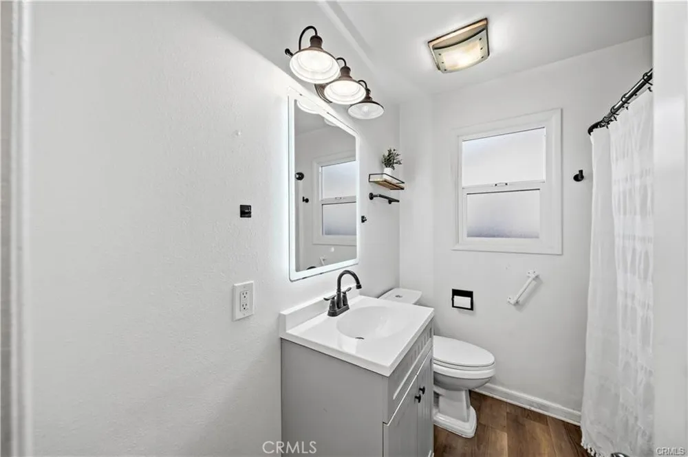 555 E G Ontario, CA 91764