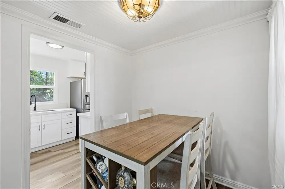 555 E G Ontario, CA 91764