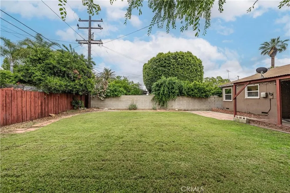 555 E G Ontario, CA 91764