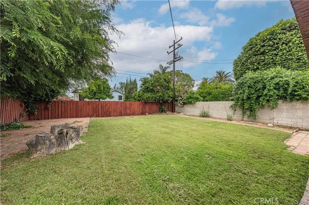555 E G Ontario, CA 91764
