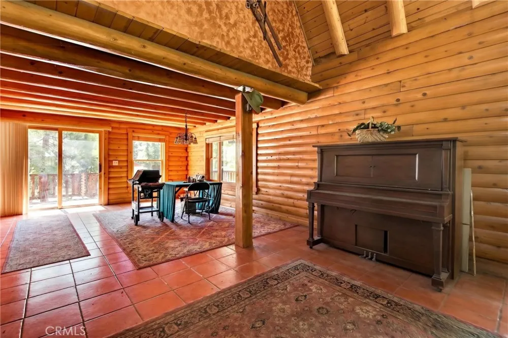 2500 Round Valley Road Greenville, CA 95947