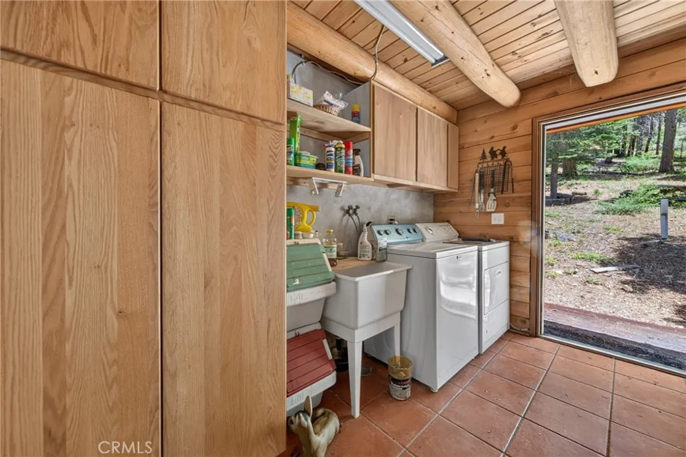 2500 Round Valley Road Greenville, CA 95947
