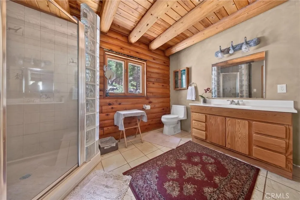 2500 Round Valley Road Greenville, CA 95947