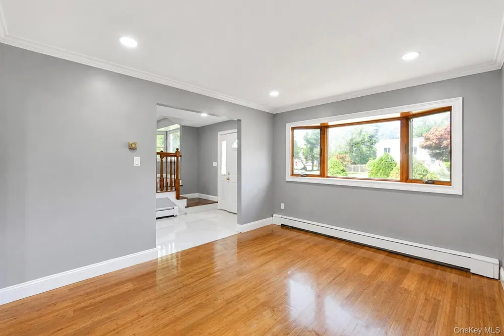 2 Valley Forge Drive Wheatley Heights, NY 11798