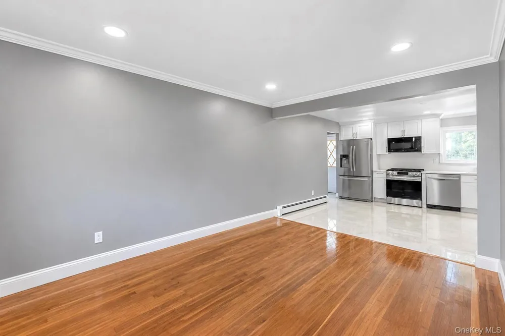 2 Valley Forge Drive Wheatley Heights, NY 11798