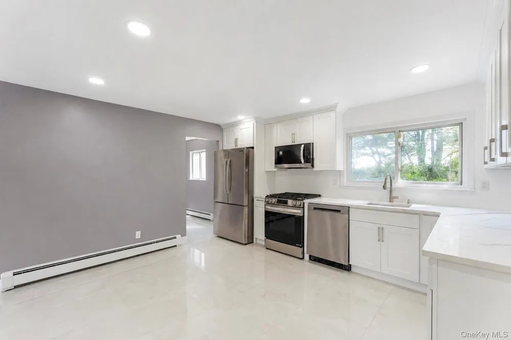 2 Valley Forge Drive Wheatley Heights, NY 11798
