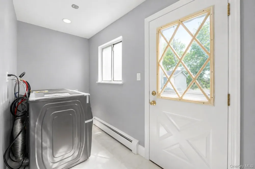 2 Valley Forge Drive Wheatley Heights, NY 11798