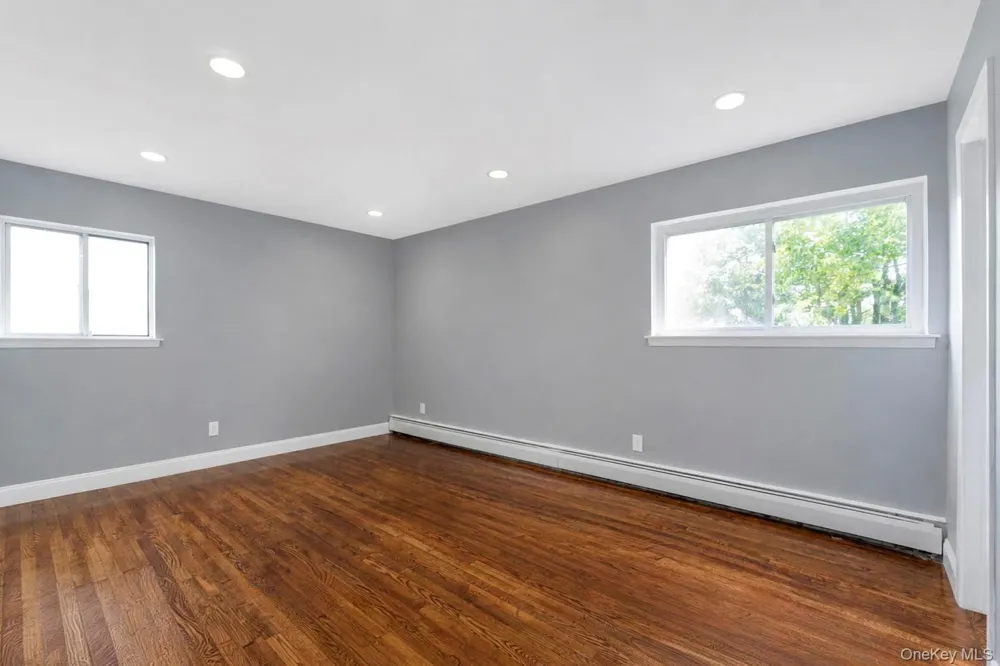 2 Valley Forge Drive Wheatley Heights, NY 11798