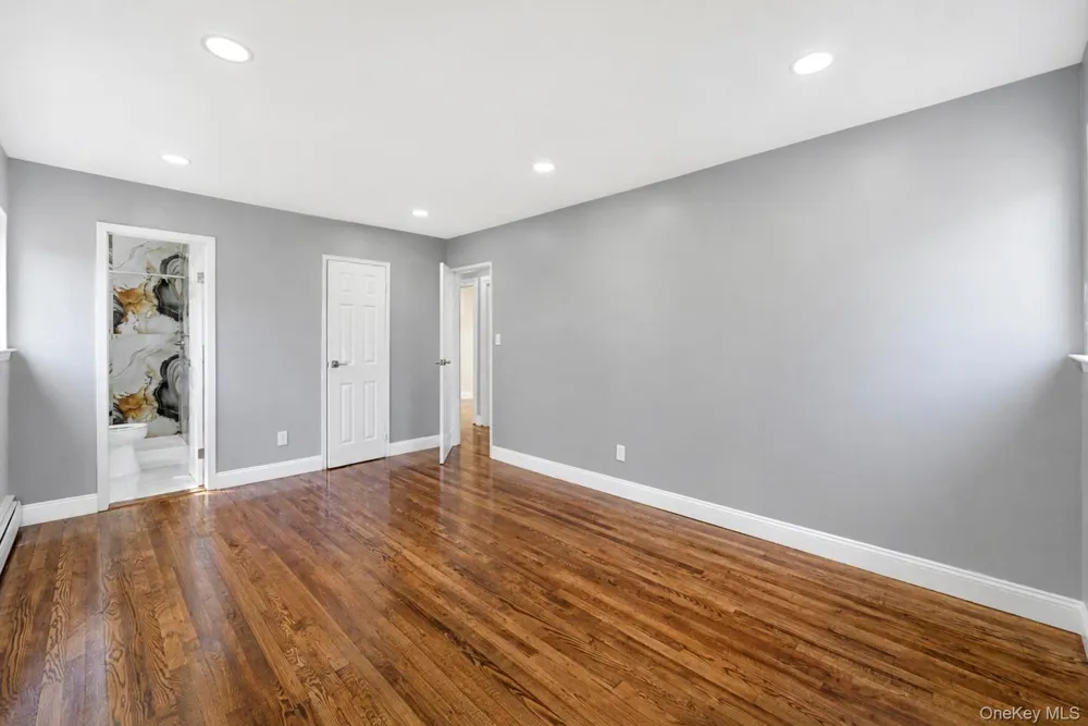 2 Valley Forge Drive Wheatley Heights, NY 11798