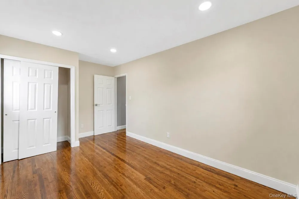 2 Valley Forge Drive Wheatley Heights, NY 11798