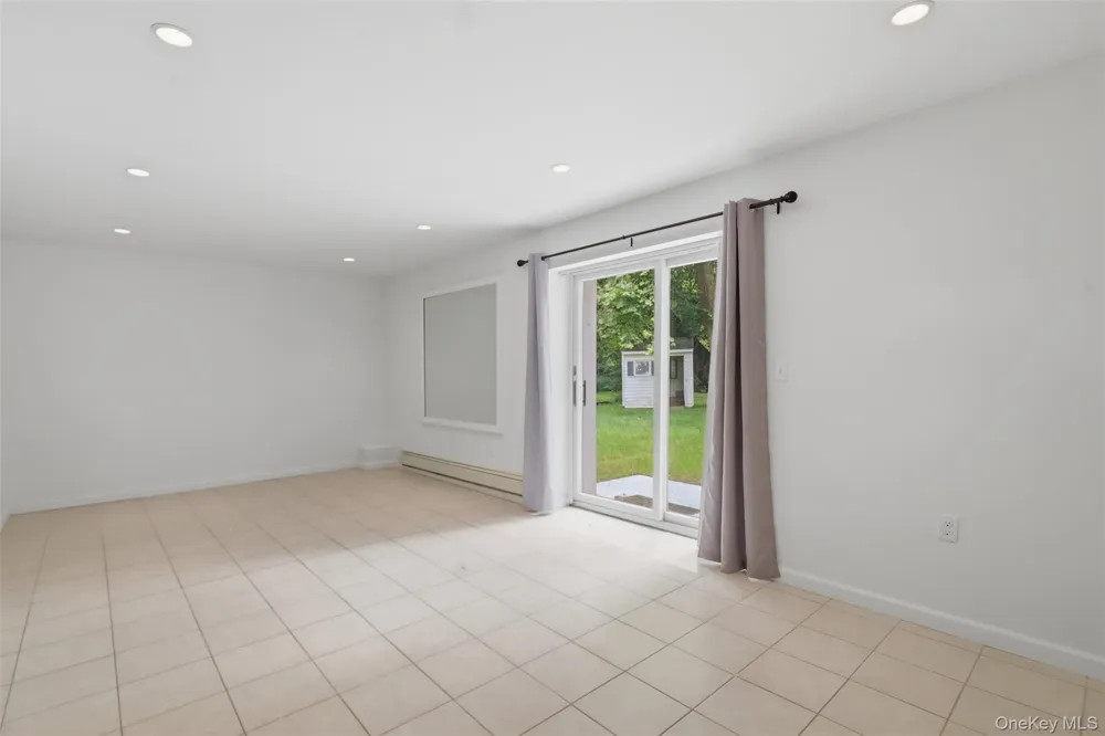 15 Blue Jay Drive Newburgh, NY 12550
