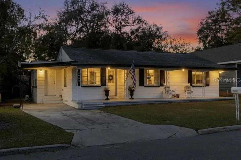 1225 KING AVENUE Lakeland, FL 33803