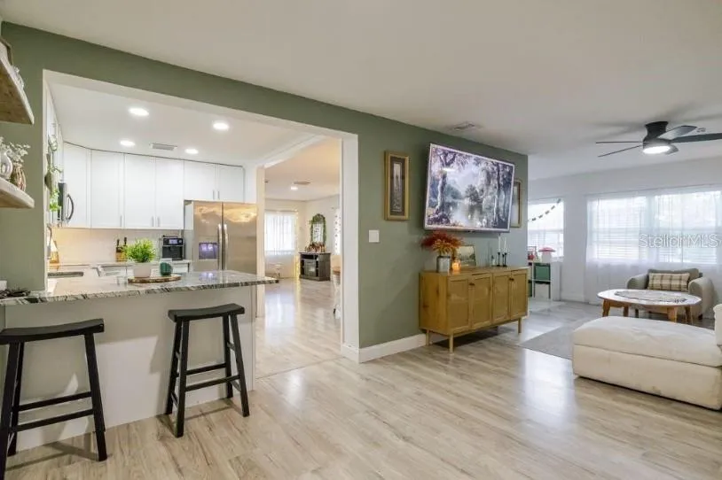 1225 KING AVENUE Lakeland, FL 33803