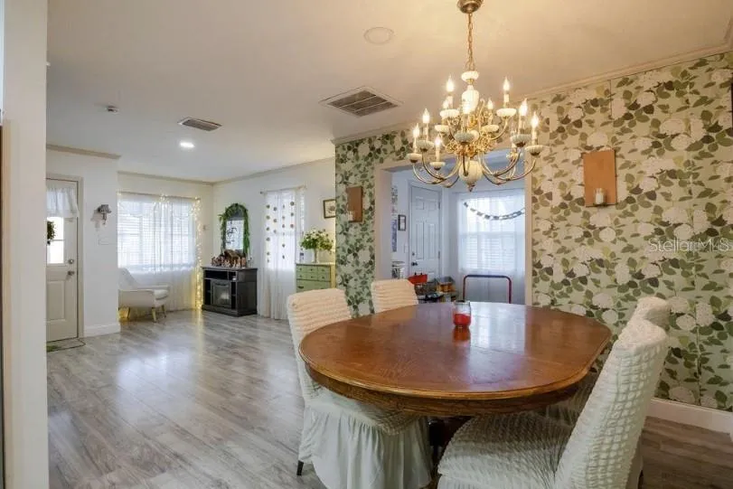 1225 KING AVENUE Lakeland, FL 33803