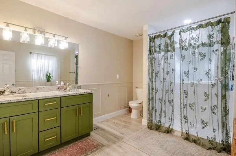 1225 KING AVENUE Lakeland, FL 33803