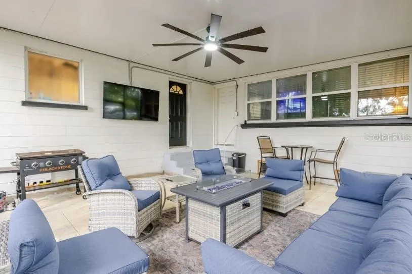 1225 KING AVENUE Lakeland, FL 33803
