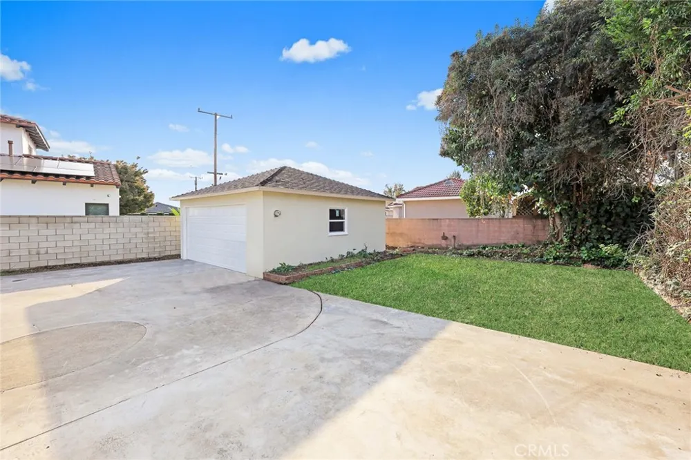5135 Kauffman Avenue Temple City, CA 91780