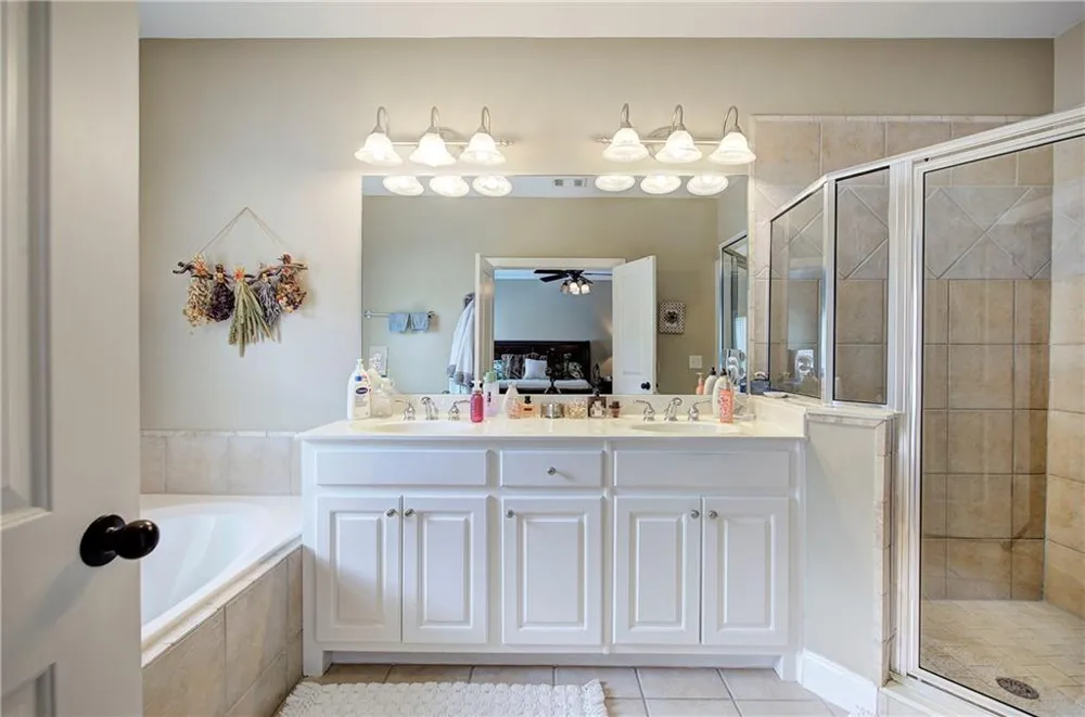 1659 Ridenour Parkway NW Kennesaw, GA 30152