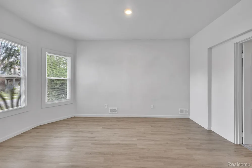 41 Richton Street Highland Park City, MI 48203