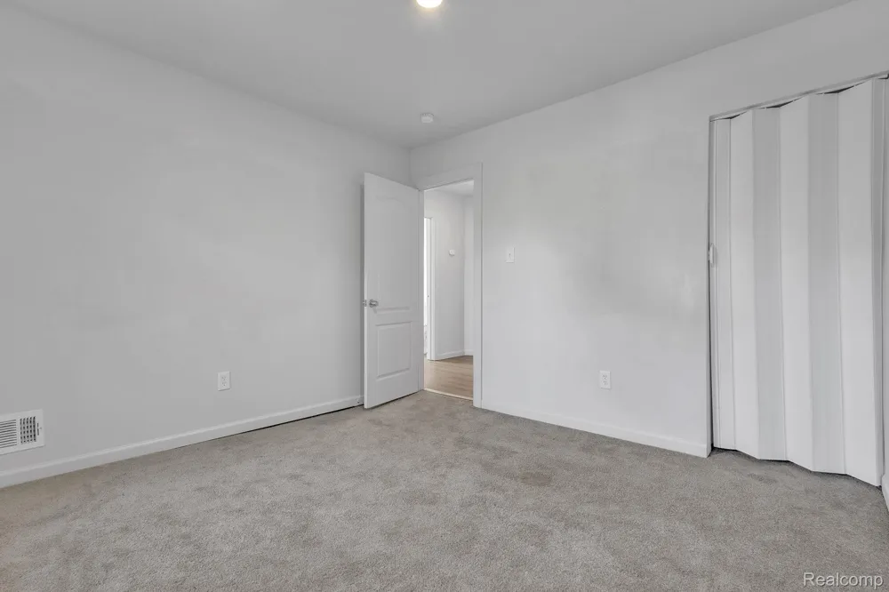 41 Richton Street Highland Park City, MI 48203