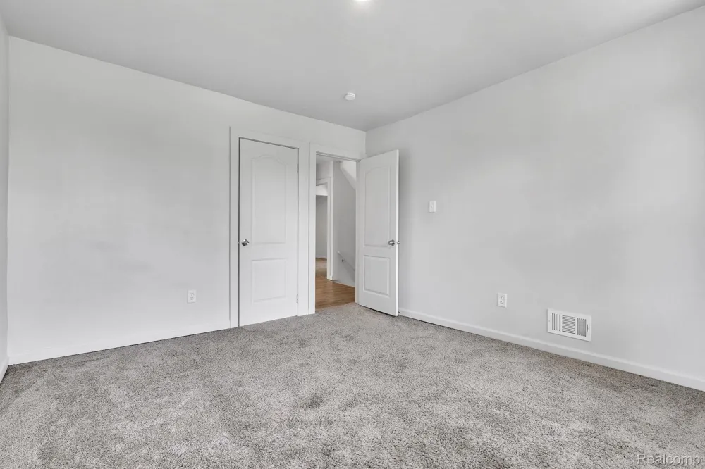 41 Richton Street Highland Park City, MI 48203