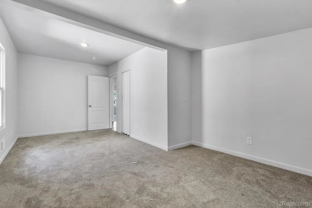 41 Richton Street Highland Park City, MI 48203