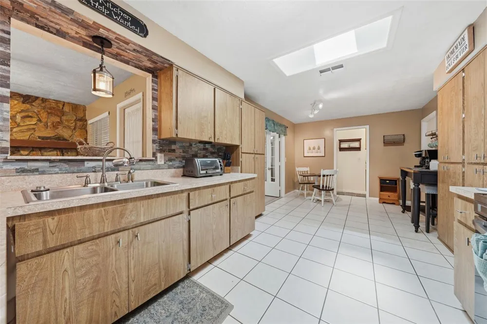 42 S J KELLNER BOULEVARD Beverly Hills, FL 34465