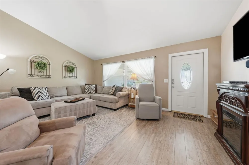 42 S J KELLNER BOULEVARD Beverly Hills, FL 34465