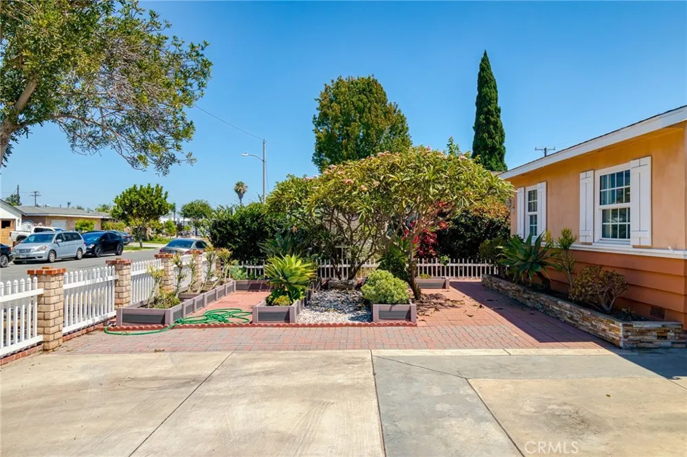 6862 Sowell Ave Westminster, CA 92683