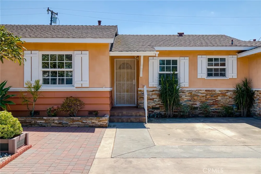 6862 Sowell Ave Westminster, CA 92683