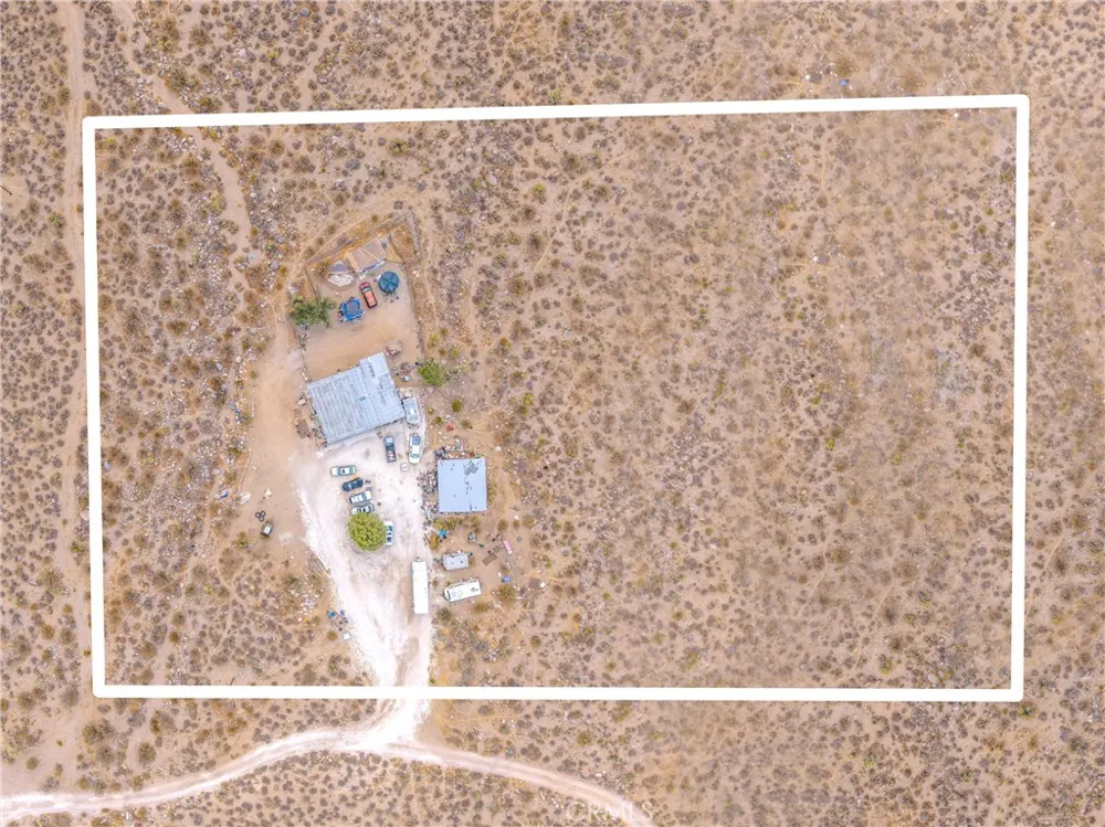 32787 Jagadon Lucerne Valley, CA 92356