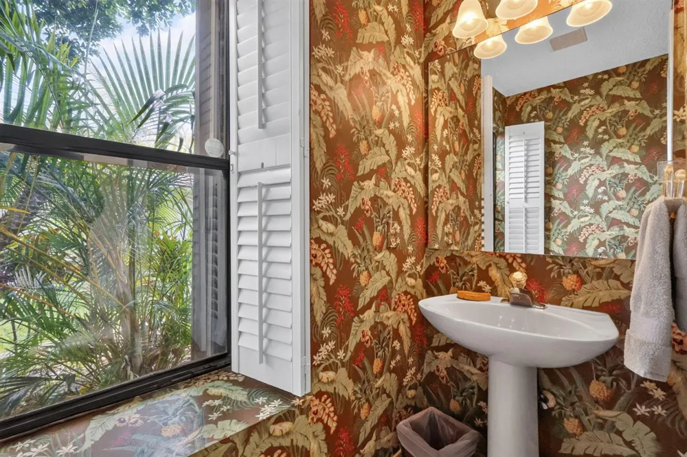 10940 Stafford Circle S Boynton Beach, FL 33436