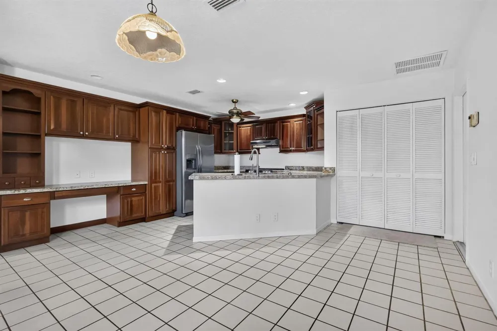 10940 Stafford Circle S Boynton Beach, FL 33436