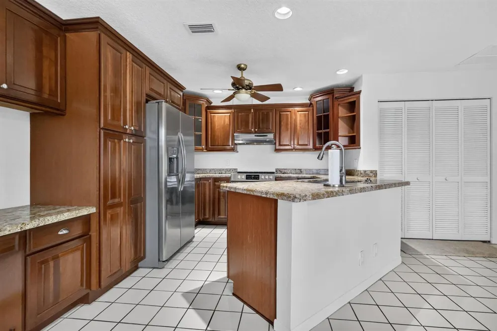 10940 Stafford Circle S Boynton Beach, FL 33436