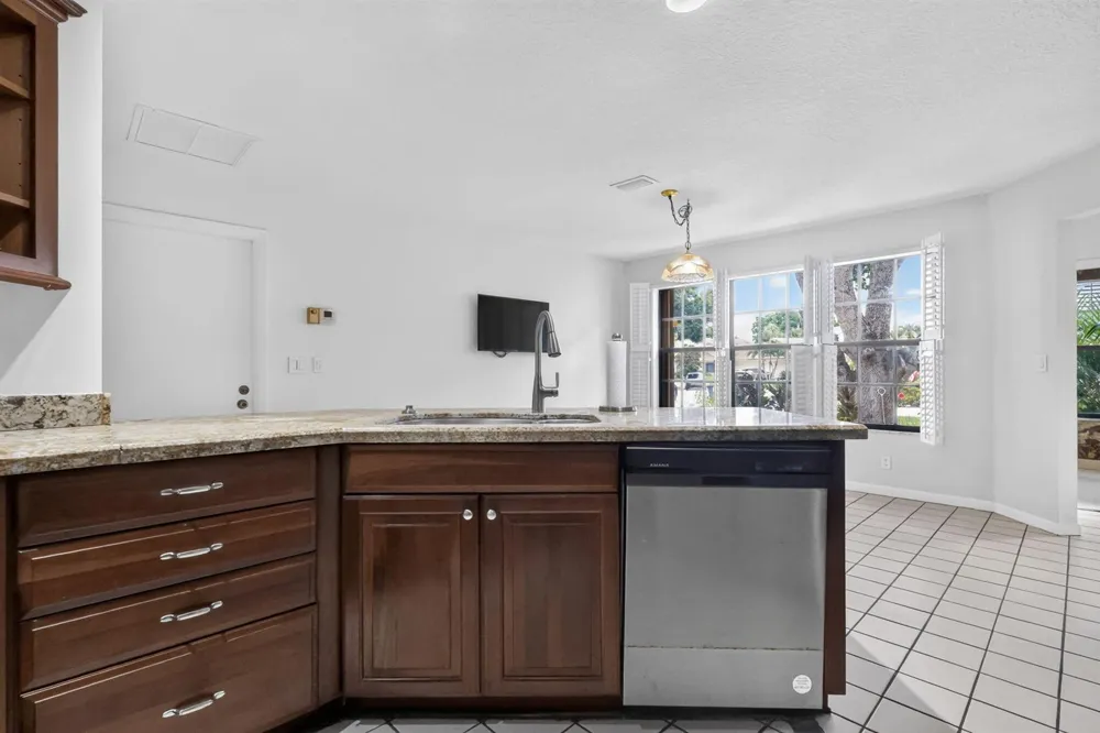 10940 Stafford Circle S Boynton Beach, FL 33436