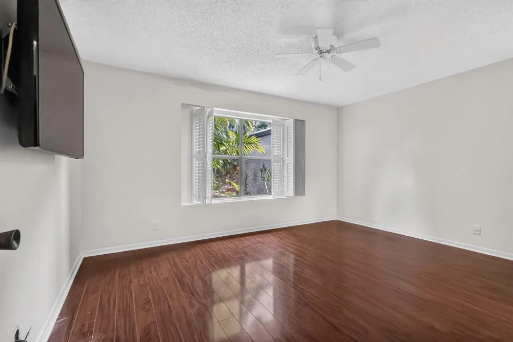 10940 Stafford Circle S Boynton Beach, FL 33436