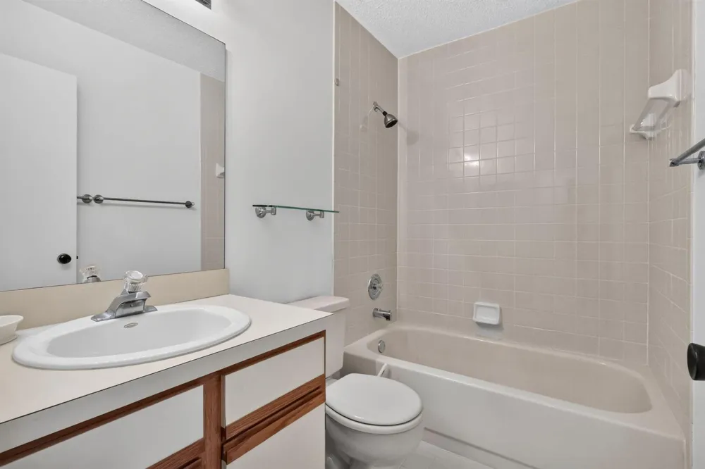 10940 Stafford Circle S Boynton Beach, FL 33436