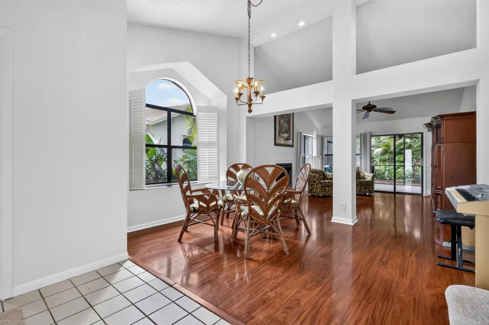 10940 Stafford Circle S Boynton Beach, FL 33436